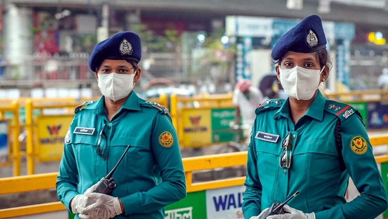 ছিনতাই ঠেকাতে ‘স্মল আর্মস পাচ্ছেন’ ট্রাফিক সার্জেন্টরা