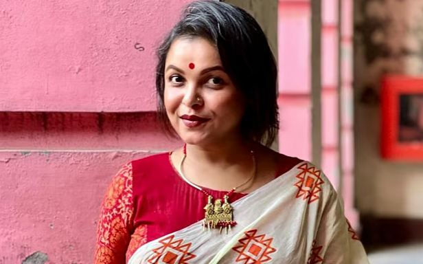 অভিনেত্রী শাওন, তাঁর বাবাসহ ১০ জনের বিদেশযাত্রায় নিষেধাজ্ঞা